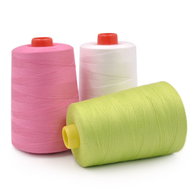 En stock fils de polyester Hilos De Coser Couleur solide teinte Sponge 100% fil de polyester 40/2 Fil de couture de polyester