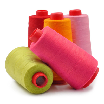 Bon équilibre Le fil de polyester au noyau étiré Les fils multicolores pour la couture