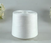 Le fil blanc cru de tissage de couture empaquettent le cône la résistance 30 20/2/2 40/2 à l'abrasion