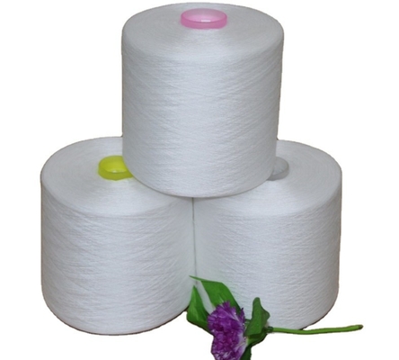 20/2 30/2 40/2 100% de polyester à noyau en fils de spatule, blanc brut, polyester à noyau complet