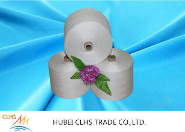 Creusez les fils de polyesters 50s/2 tournés pour la fibre 100% de Yizheng de fil de couture