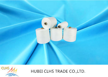 Fil de polyester blanc / teint, 100 fils de polyester pour fil de couture en Chine
