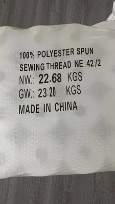 42/2 Blanc brut 100% polyester fil de couture