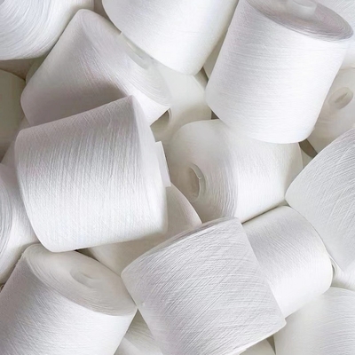 Livraison rapide 40/2 fils de polyester en spons pour fils de couture en polyester