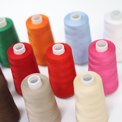 Chine Fabricant Vente Fil de couture Fil pour couture Prix bon marché Fil de polyester