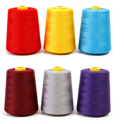 Fil de couture polyester de longueur personnalisable Fil polyester multicolore en gros