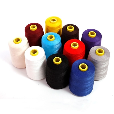 Fil de couture polyester de longueur personnalisable Fil polyester multicolore en gros
