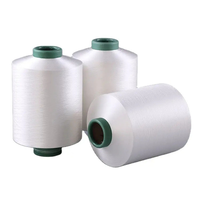 Fils de fibres de polyester à 100% pour le tricotage