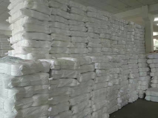 50S/2 100% de fibres de polyester Yizheng, fils de polyester cousu pour la couture