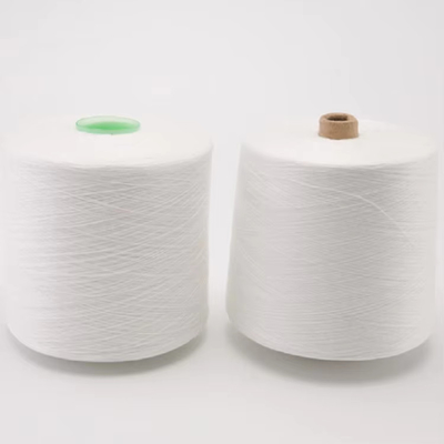 Fils de polyester sponsés 202 203 402 403 destinés au tricotage de fils de couture de polyester