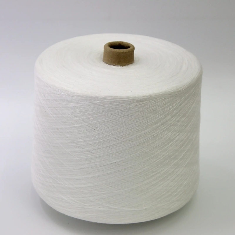 30/1 32/1 40/1 45/1 Fils mélangés de coton de polyester pour le tissage et le tricot
