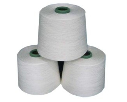 Le fil tourné par anneau de haute résistance 20S/9, 100 de polyester a tourné le fil de couture de polyester